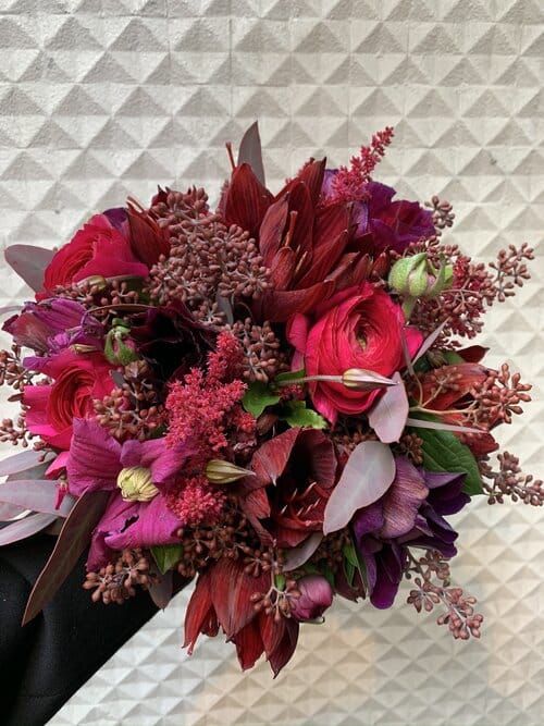 Blomster bundet af Fiol Blomster
